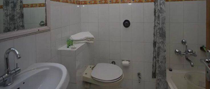 Hotel Guru Kripa, Jhansi 2